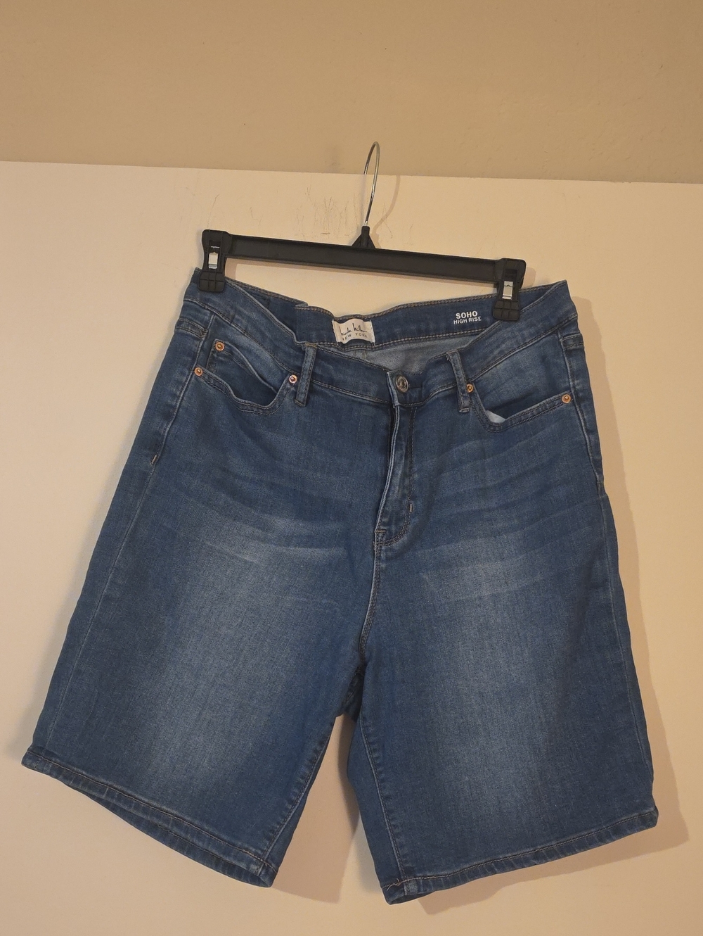 Nicole Miller Women's Medium Blue Denim Bermuda Shorts
